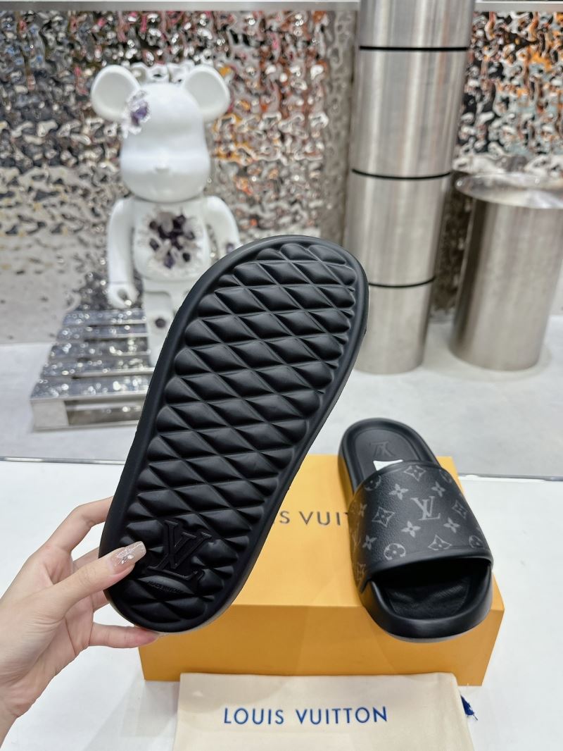 Louis Vuitton Slippers